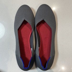 Grey Rothy’s Rounded Toe flats